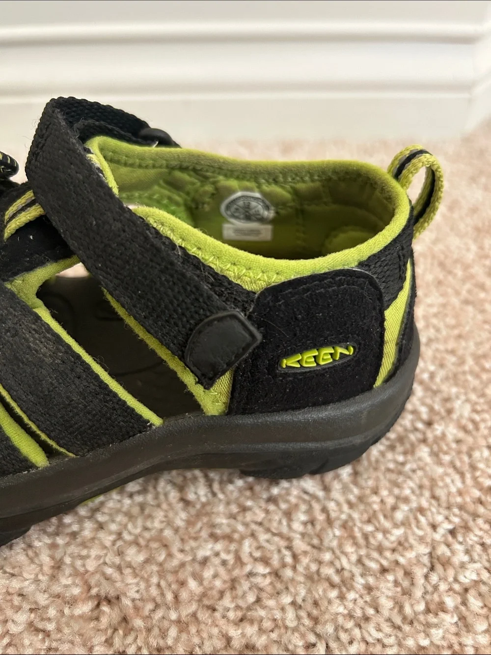 Keen Newport H2 Youth Sandals - Black/Lime Green